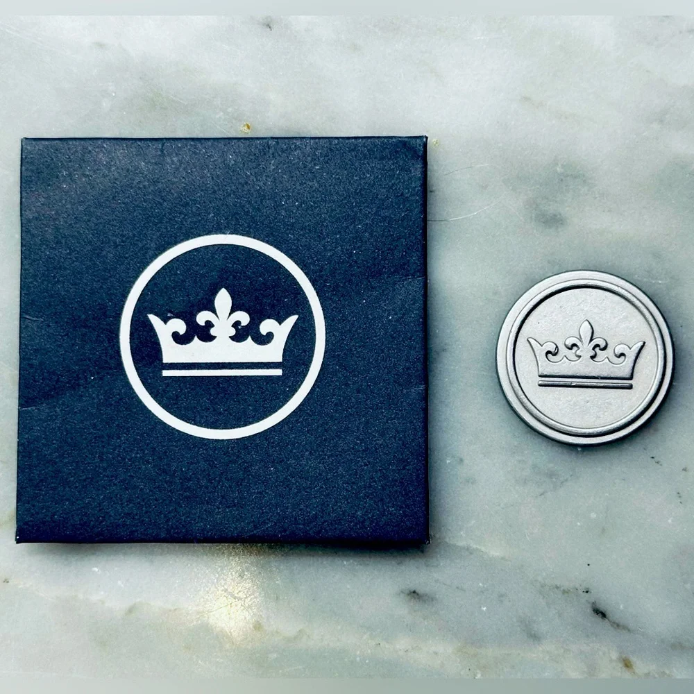 2 PETER MILLAR Crown Sport Golf BALL MARKERS - Pewter/Silver - NEW, Sealed - Picture 1 of 4
